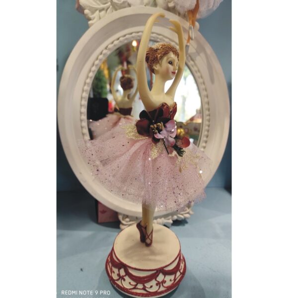 Χριστουγεννιάτικο μουσικό κουτί με μπαλαρίνα φούξια/λευκό 30εκ