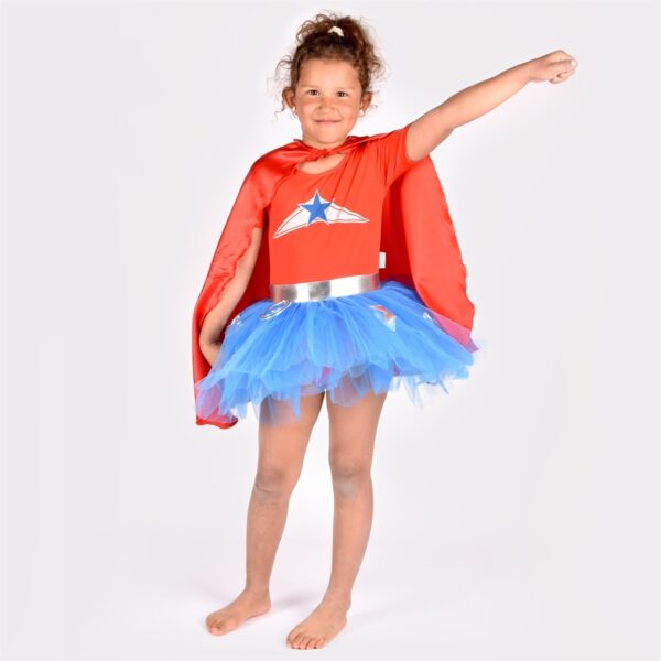 1011Μ, Den Goda Fen, Στολή Supergirl με κάπα, 4-6 ετών